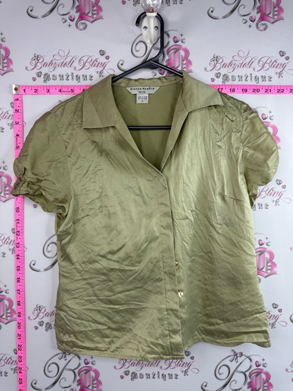 Bianca nygard silk shirt Silky Olive Green Short Sleeve Button-Down Blouse